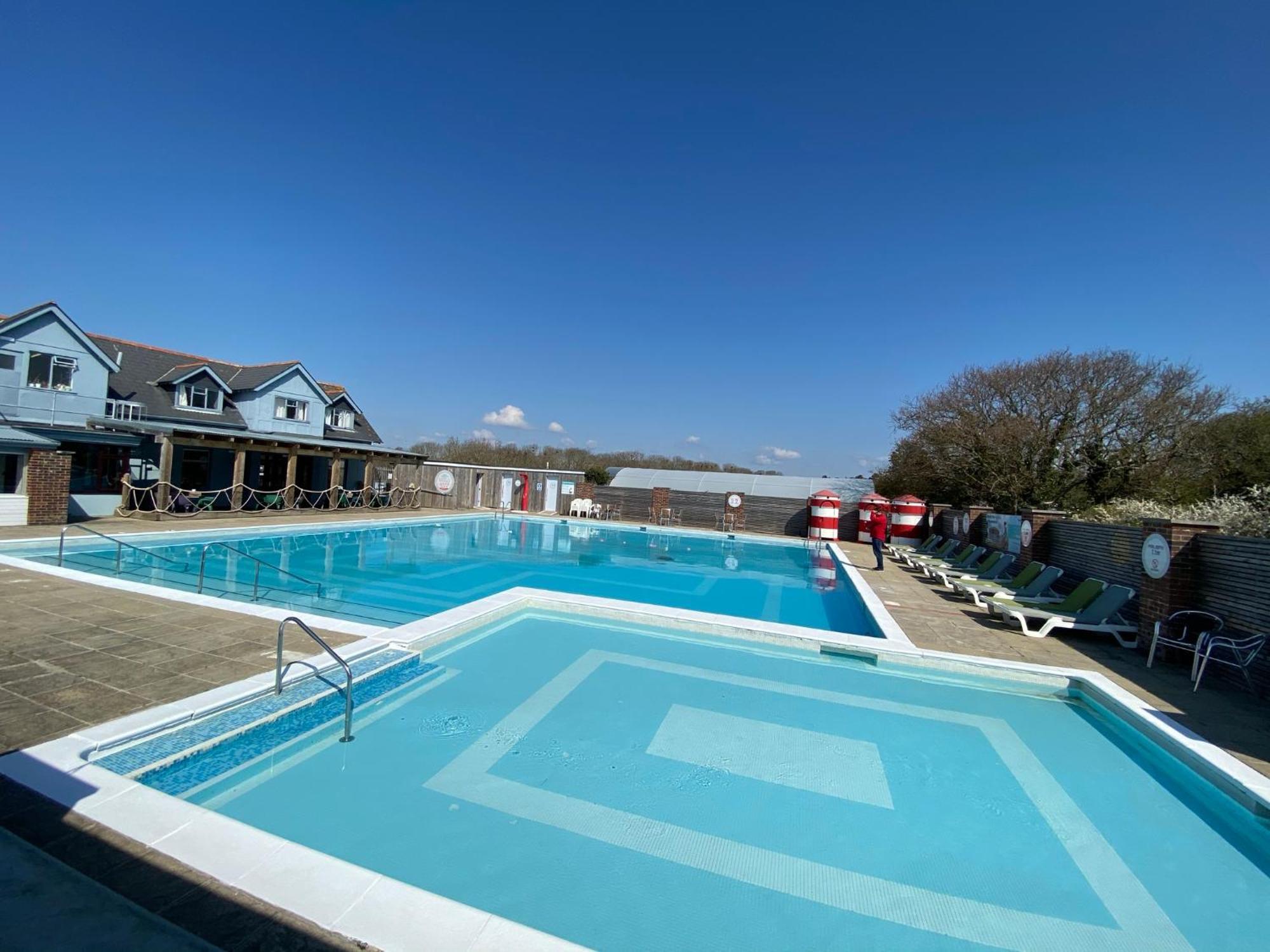 Whitecliff Bay Holiday Park - Most Popular Location Near Pools, Clubs And Beach Bembridge Ngoại thất bức ảnh
